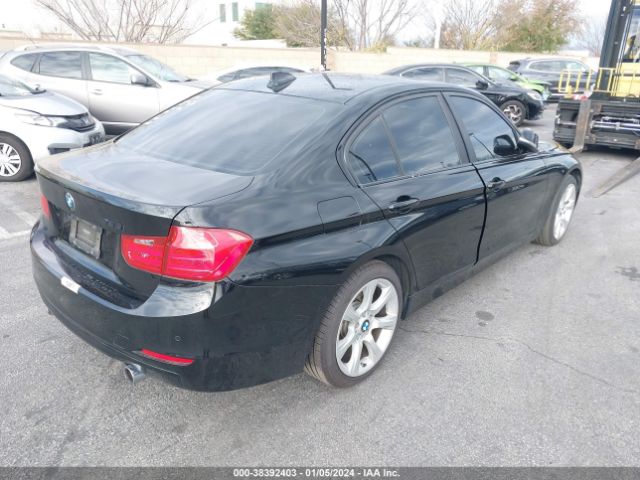 Photo 3 VIN: WBA3A9C50FK473235 - BMW 335I 