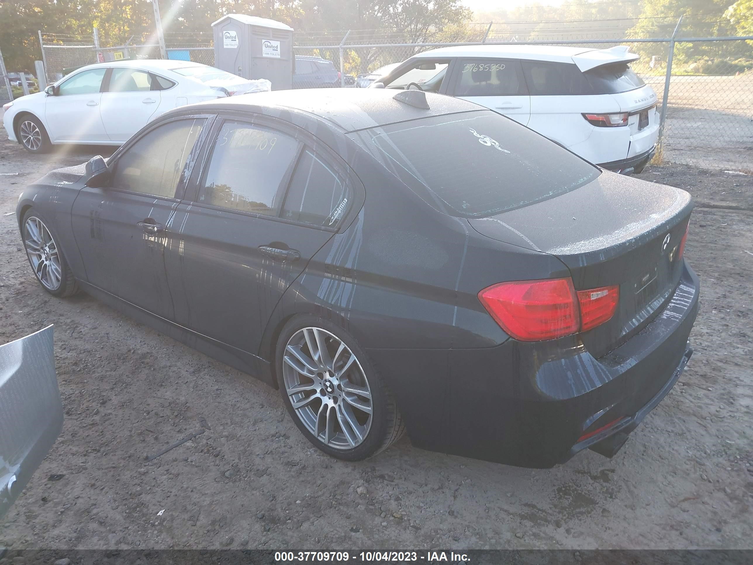 Photo 2 VIN: WBA3A9C51DF475694 - BMW 3ER 