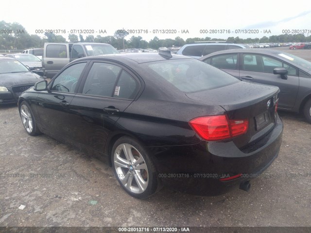 Photo 2 VIN: WBA3A9C52CF270092 - BMW 3 