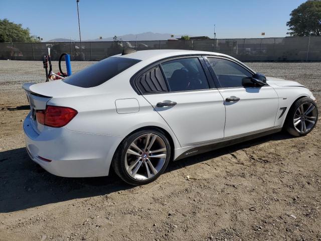 Photo 2 VIN: WBA3A9C54DF476421 - BMW 335 I 