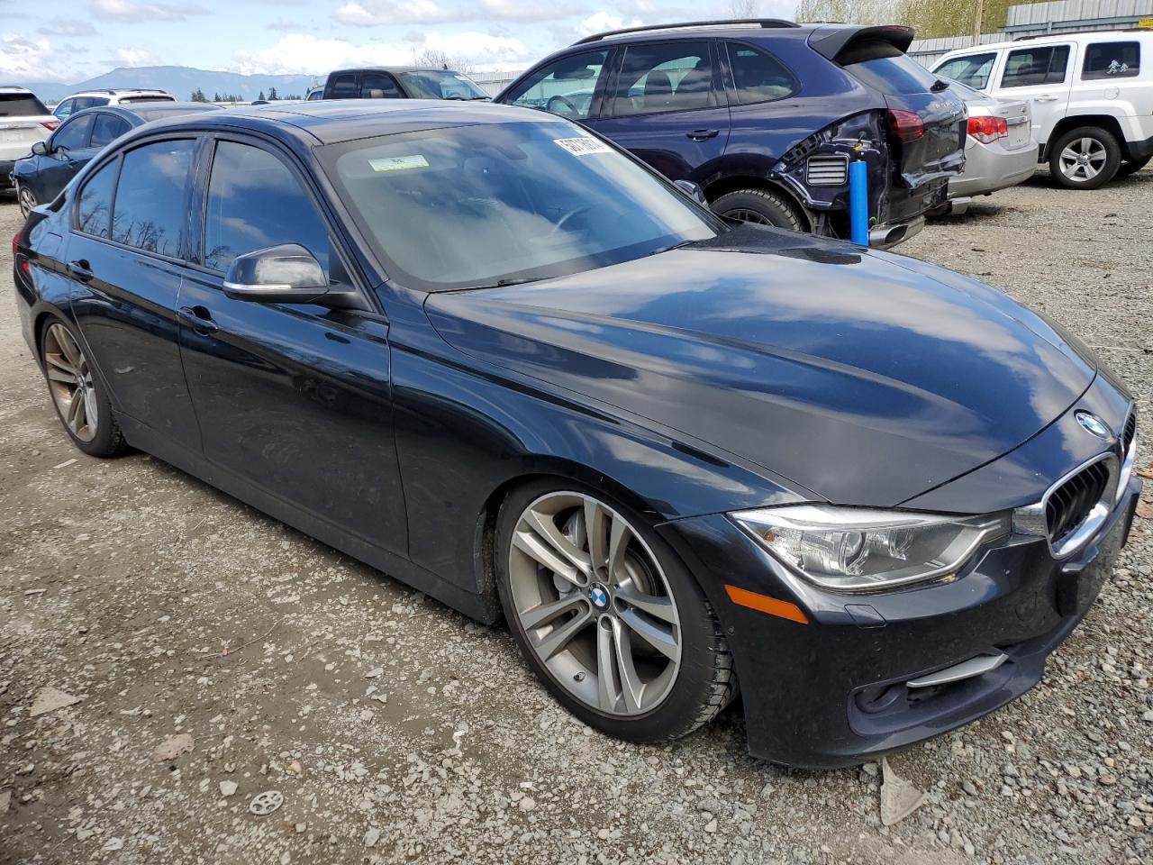 Photo 3 VIN: WBA3A9C55CF269650 - BMW 3ER 