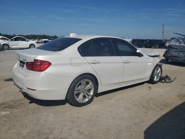 Photo 2 VIN: WBA3A9C55DF475486 - BMW 335 I 