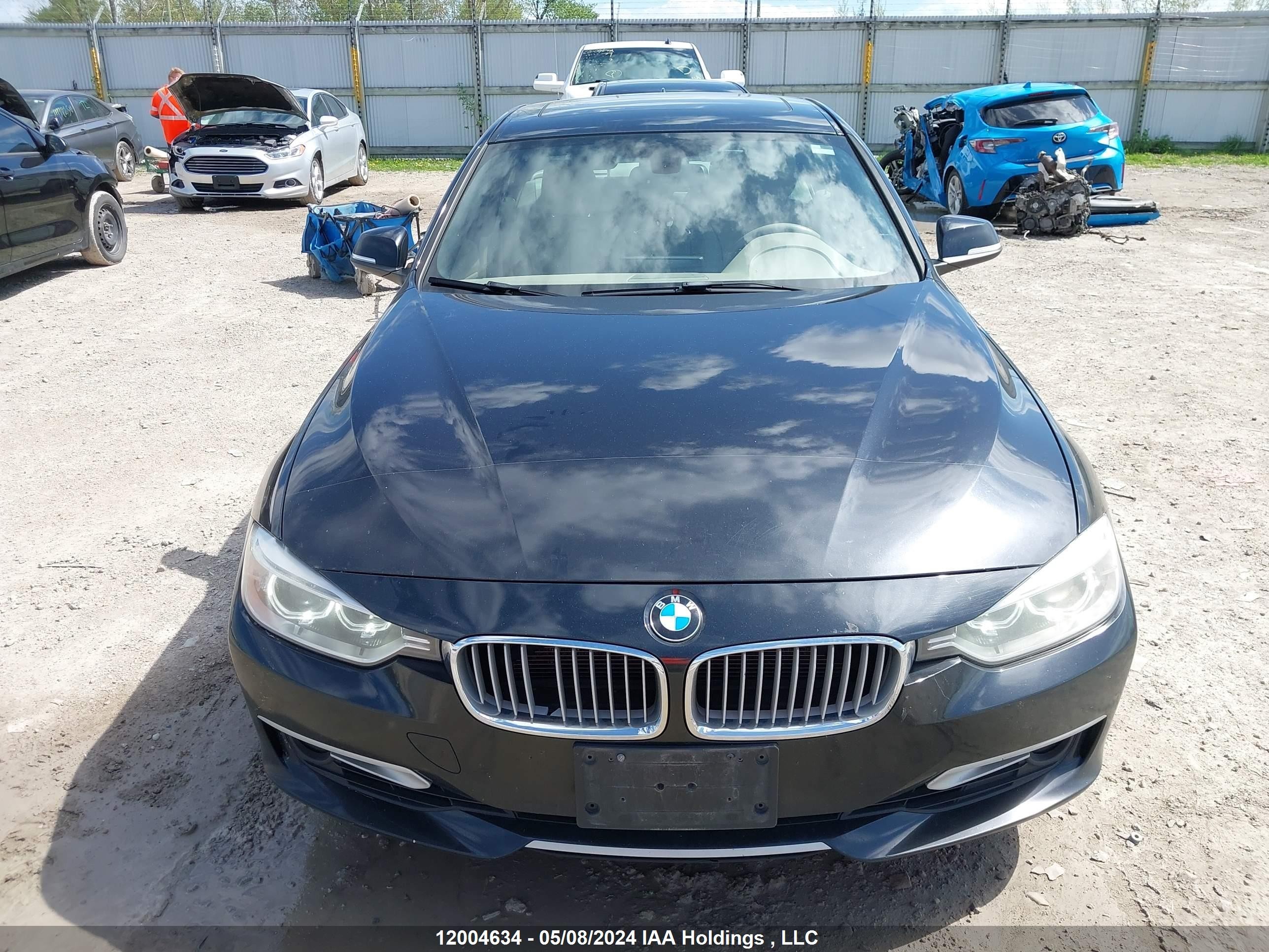 Photo 11 VIN: WBA3A9C58CF270551 - BMW 3ER 