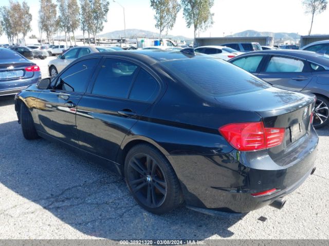 Photo 2 VIN: WBA3A9C5XDF477234 - BMW 335I 