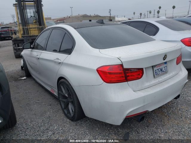 Photo 2 VIN: WBA3A9C5XFK472576 - BMW 335I 