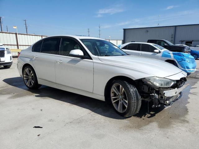 Photo 3 VIN: WBA3A9G51DNP37374 - BMW 335 I 