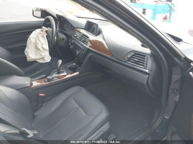 Photo 4 VIN: WBA3A9G53CNP35642 - BMW 335I 