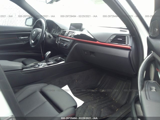 Photo 4 VIN: WBA3A9G54DNP37188 - BMW 3 