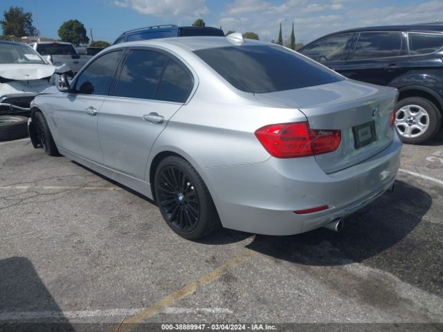 Photo 2 VIN: WBA3A9G54FNS65853 - BMW 335I 