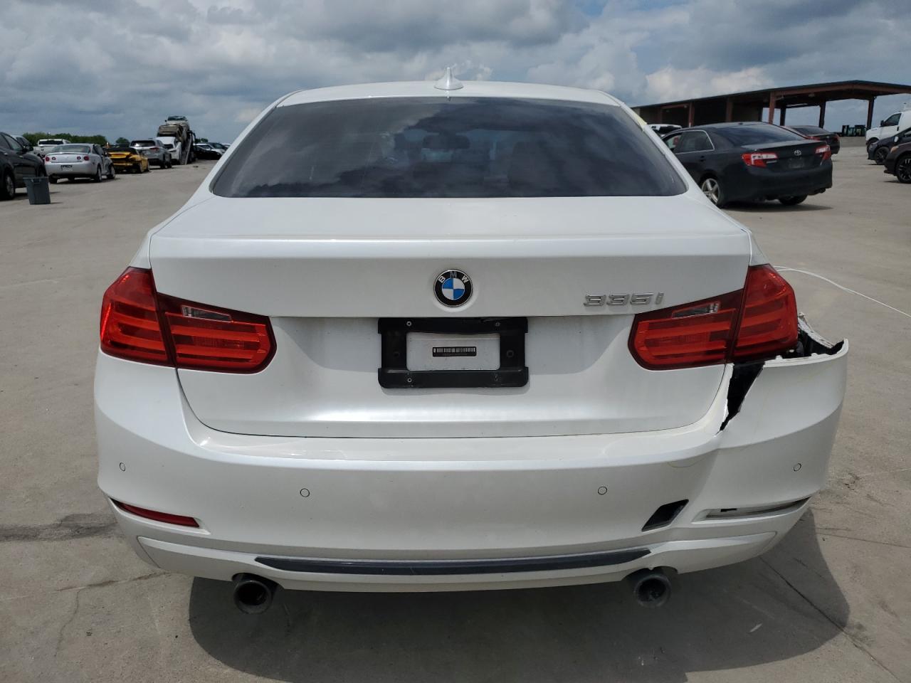 Photo 5 VIN: WBA3A9G54FNT09138 - BMW 3ER 