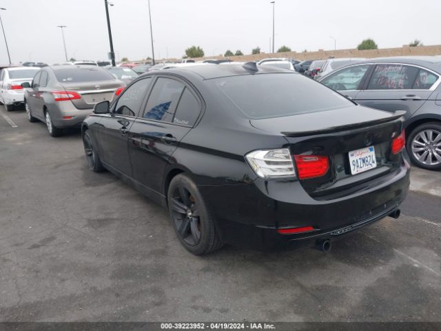 Photo 2 VIN: WBA3A9G55DNP36258 - BMW 335I 