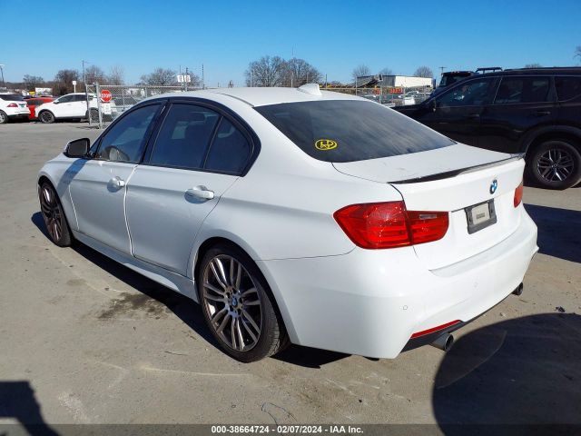 Photo 2 VIN: WBA3A9G56DNP37998 - BMW 335I 