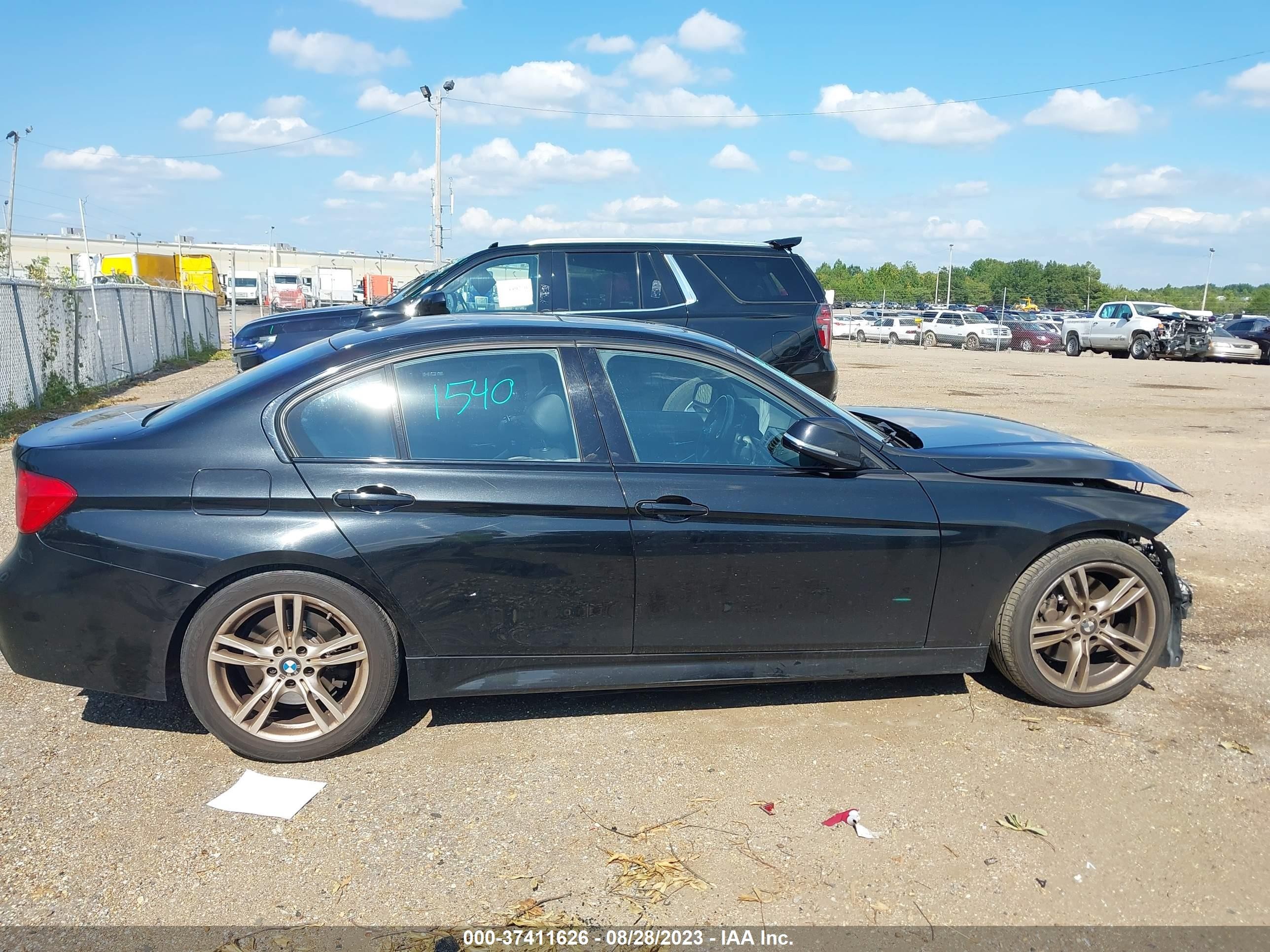 Photo 12 VIN: WBA3A9G56ENS64606 - BMW 3ER 