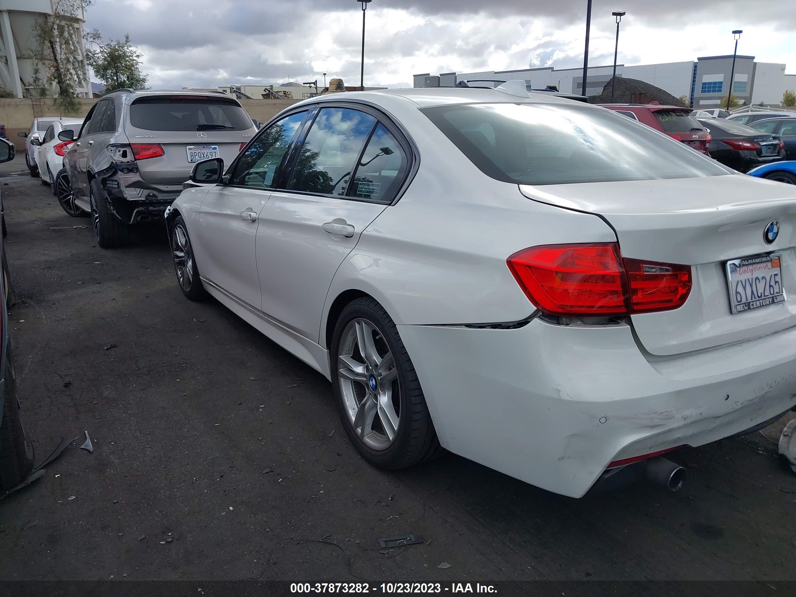 Photo 12 VIN: WBA3A9G57DNP36133 - BMW 3ER 