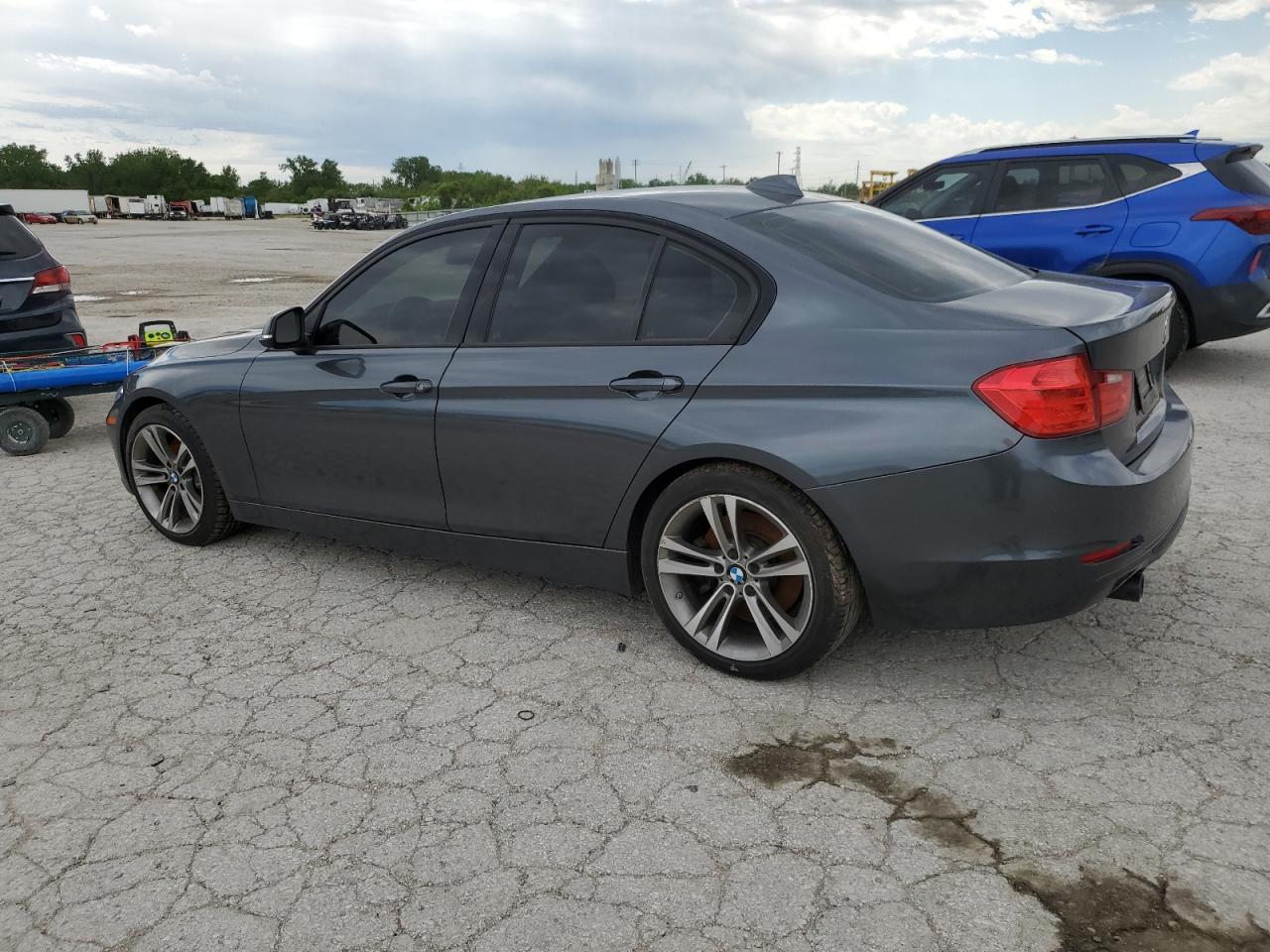 Photo 1 VIN: WBA3A9G57ENS64825 - BMW 335 I 