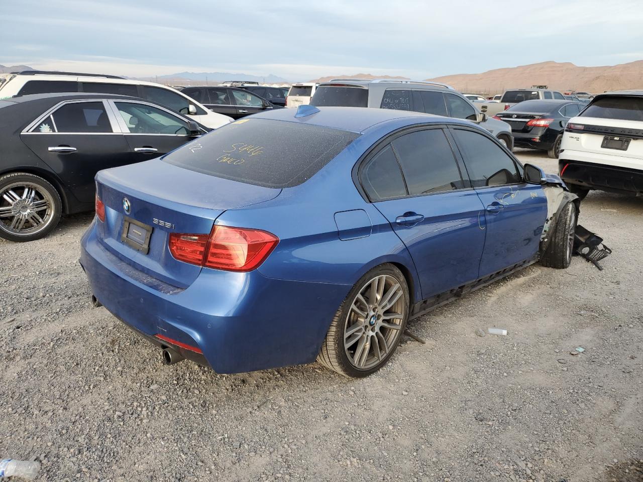 Photo 2 VIN: WBA3A9G58FNS65970 - BMW 3ER 