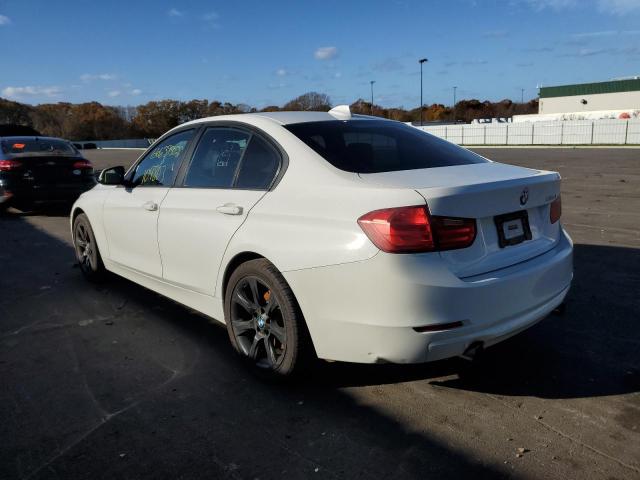 Photo 2 VIN: WBA3A9G59CNN67750 - BMW 335 I 