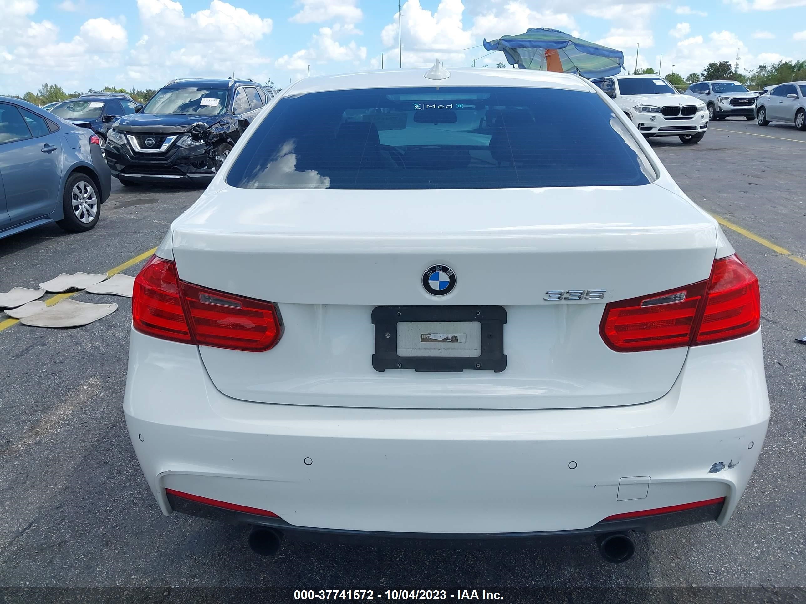 Photo 15 VIN: WBA3A9G5XDNP36434 - BMW 3ER 