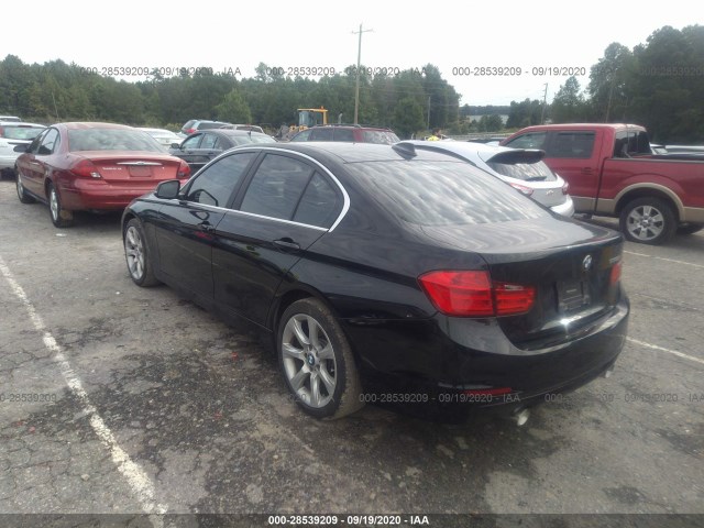 Photo 2 VIN: WBA3A9G5XFNS66361 - BMW 3 