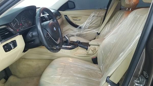 Photo 11 VIN: WBA3B1104DF385073 - BMW 320I 