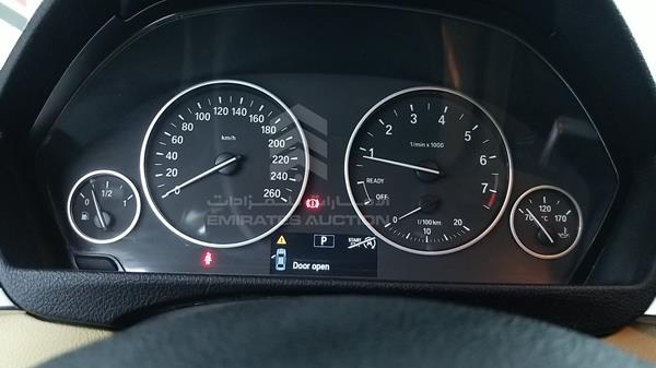 Photo 13 VIN: WBA3B1104DF385073 - BMW 320I 