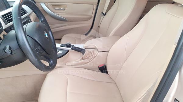 Photo 12 VIN: WBA3B1105DJ408714 - BMW 320I 