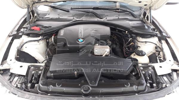 Photo 32 VIN: WBA3B1105DJ408714 - BMW 320I 