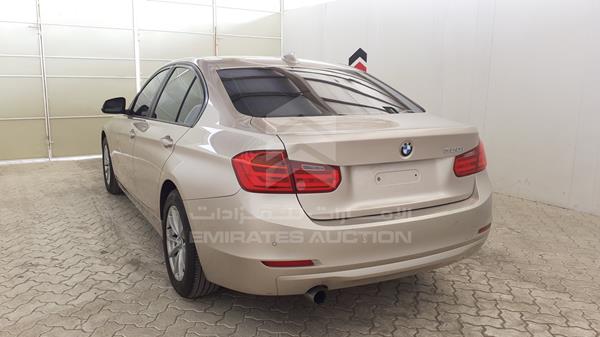 Photo 6 VIN: WBA3B1105DJ408714 - BMW 320I 