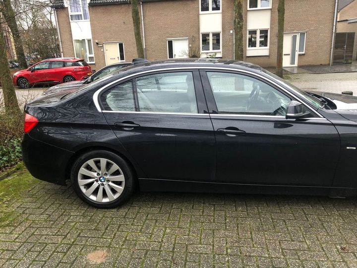 Photo 13 VIN: WBA3B11080J732203 - BMW 3-SERIE 