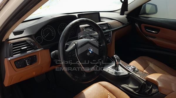 Photo 9 VIN: WBA3B1108CJ401819 - BMW 320I 