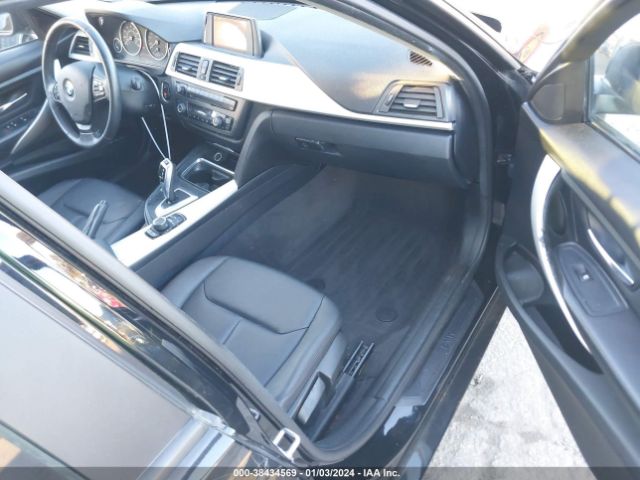 Photo 4 VIN: WBA3B1C50DF461798 - BMW 320I 