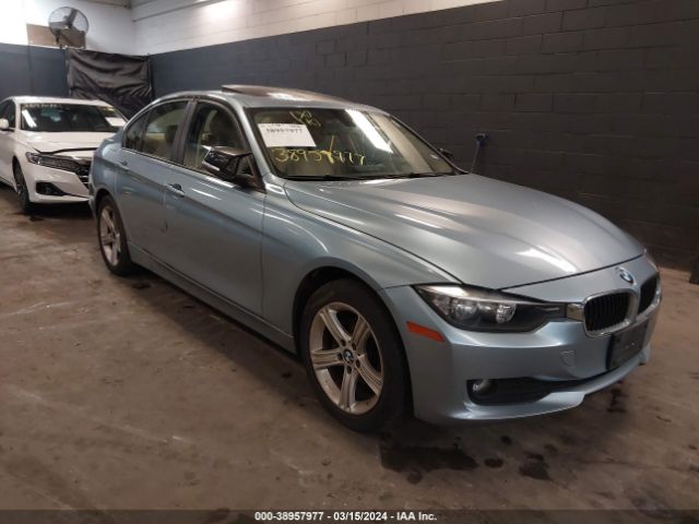 Photo 0 VIN: WBA3B1C50DK128072 - BMW 320I 