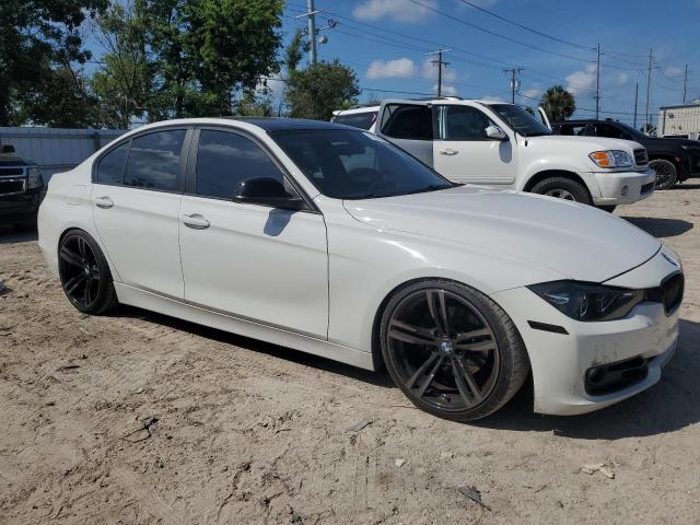 Photo 3 VIN: WBA3B1C50DK128931 - BMW 320 I 