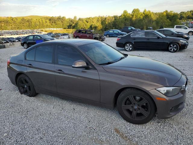 Photo 3 VIN: WBA3B1C50EK131085 - BMW 320 I 