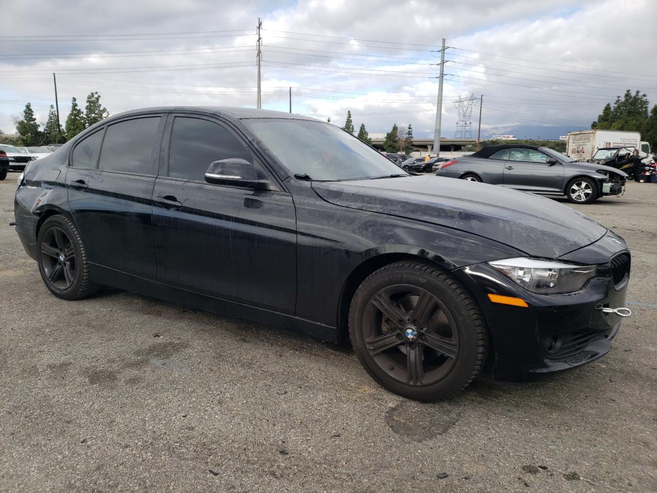 Photo 4 VIN: WBA3B1C50EK132687 - BMW 3ER 