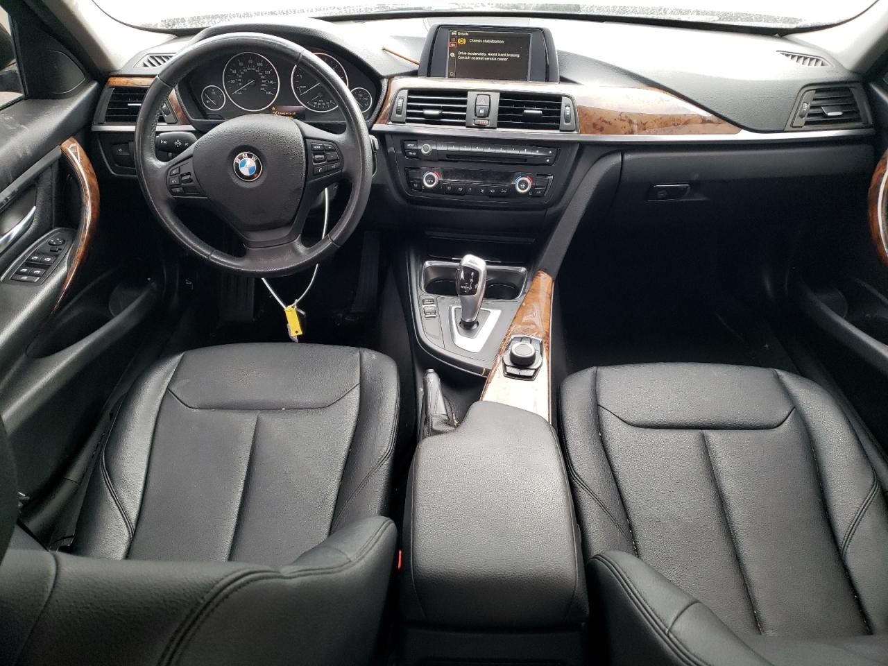 Photo 8 VIN: WBA3B1C50EK132687 - BMW 3ER 