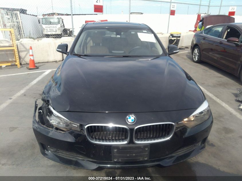 Photo 11 VIN: WBA3B1C50EP678781 - BMW 3ER 