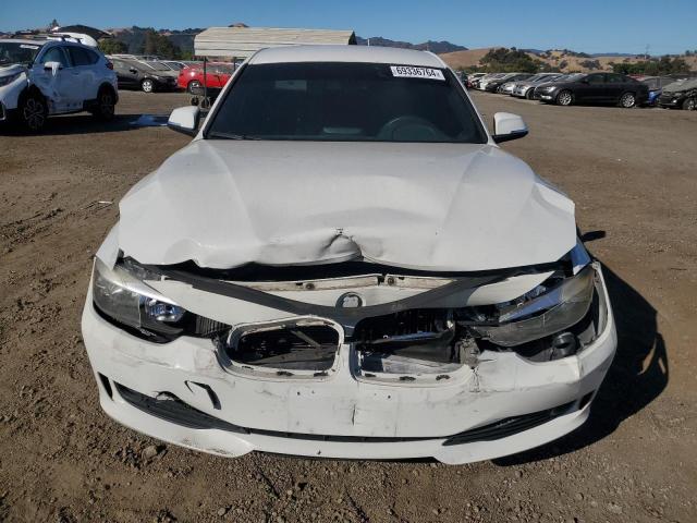 Photo 4 VIN: WBA3B1C50EP679347 - BMW 320 I 