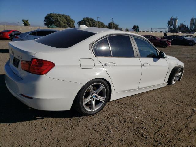 Photo 2 VIN: WBA3B1C50EPV79247 - BMW 3 SERIES 