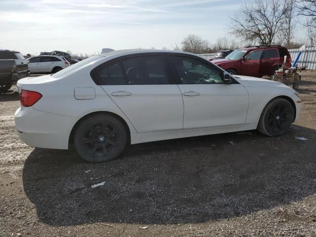 Photo 2 VIN: WBA3B1C51CFX99631 - BMW 320 I 