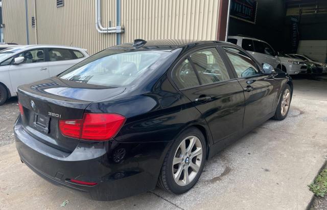 Photo 3 VIN: WBA3B1C51CFX99726 - BMW 320 I 