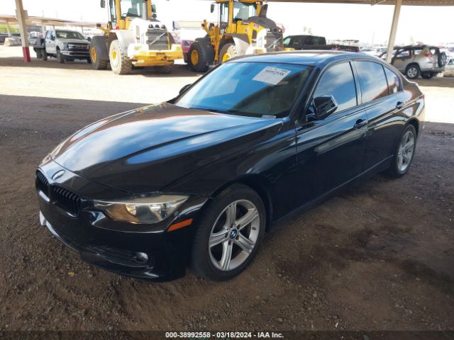 Photo 1 VIN: WBA3B1C51DF461745 - BMW 320I 