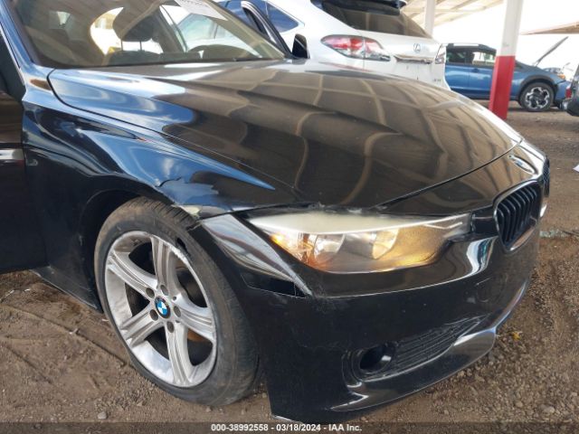 Photo 5 VIN: WBA3B1C51DF461745 - BMW 320I 