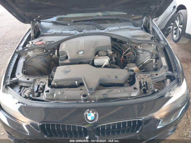 Photo 9 VIN: WBA3B1C51DF461745 - BMW 320I 