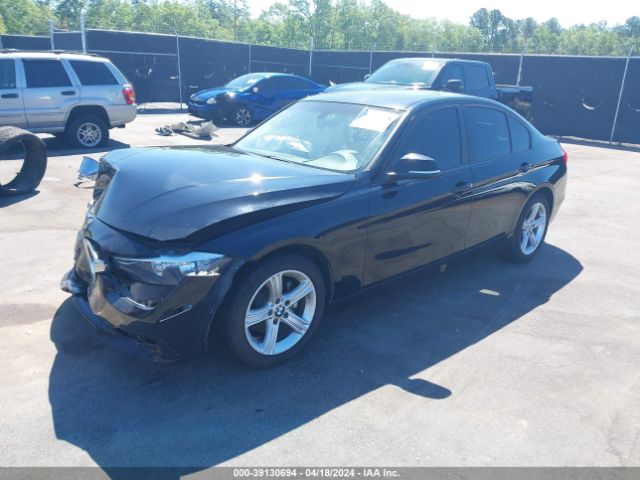 Photo 1 VIN: WBA3B1C51DK129098 - BMW 320 