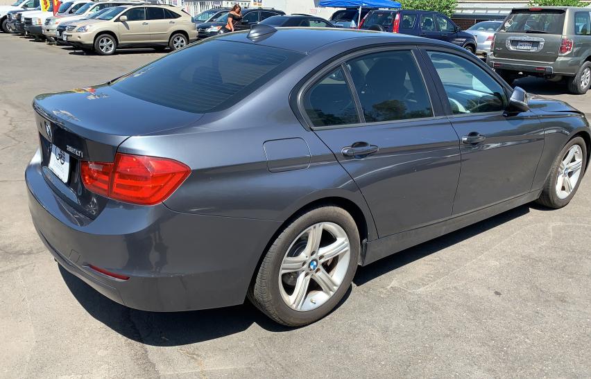 Photo 3 VIN: WBA3B1C51DK130641 - BMW 320 I 