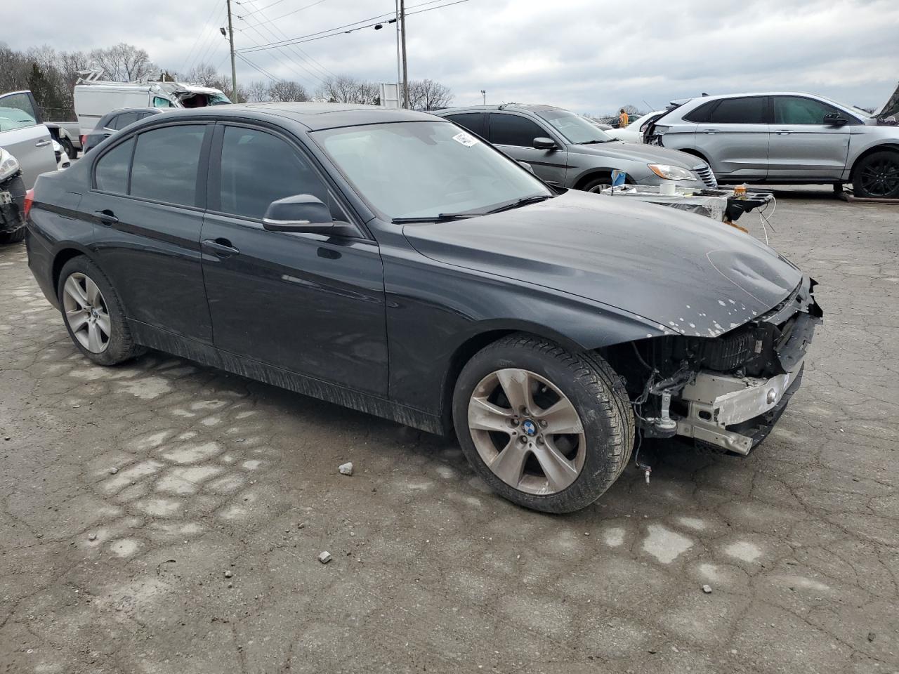 Photo 3 VIN: WBA3B1C51EF078549 - BMW 3ER 