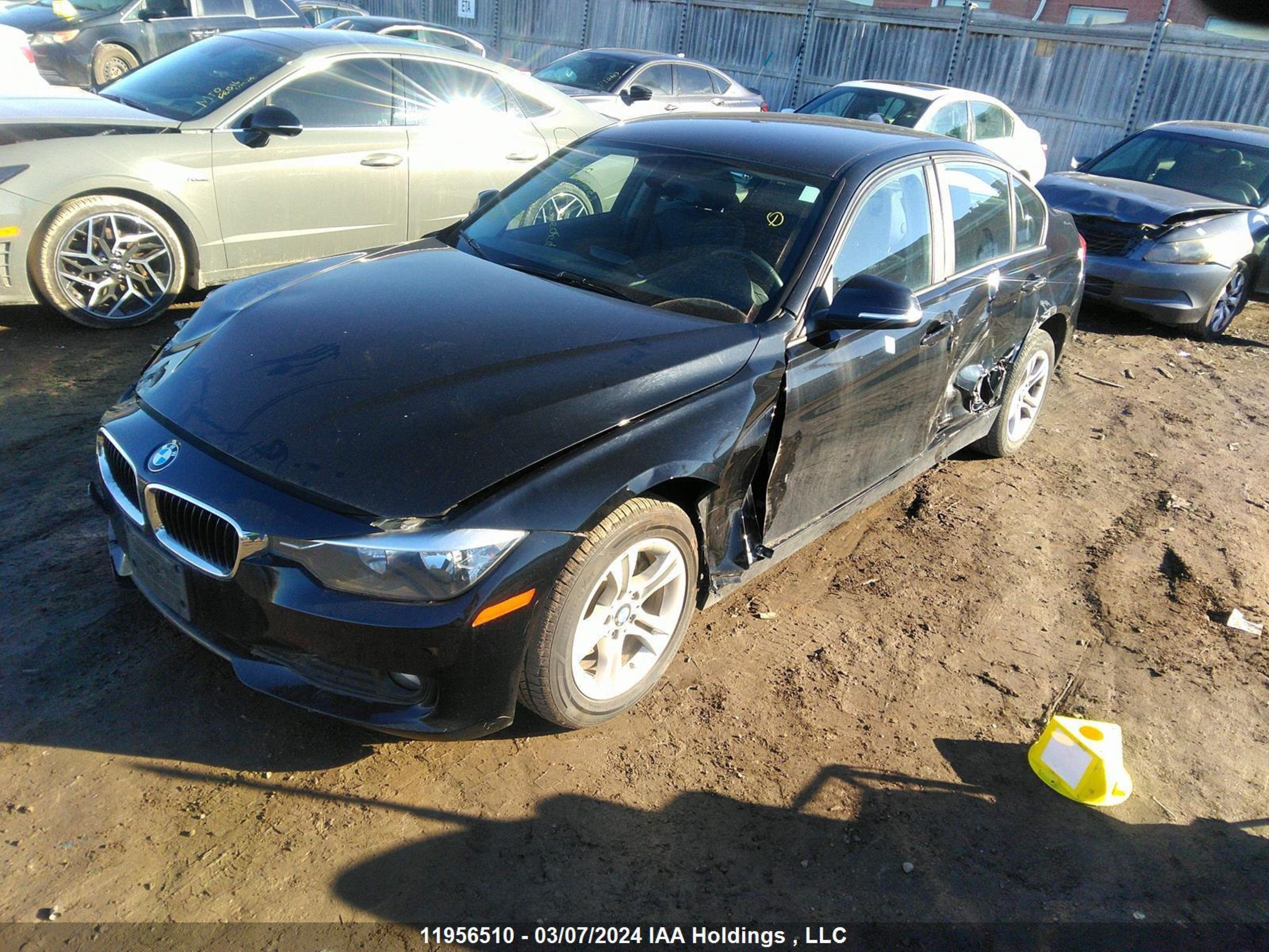 Photo 1 VIN: WBA3B1C51EK131452 - BMW 3ER 