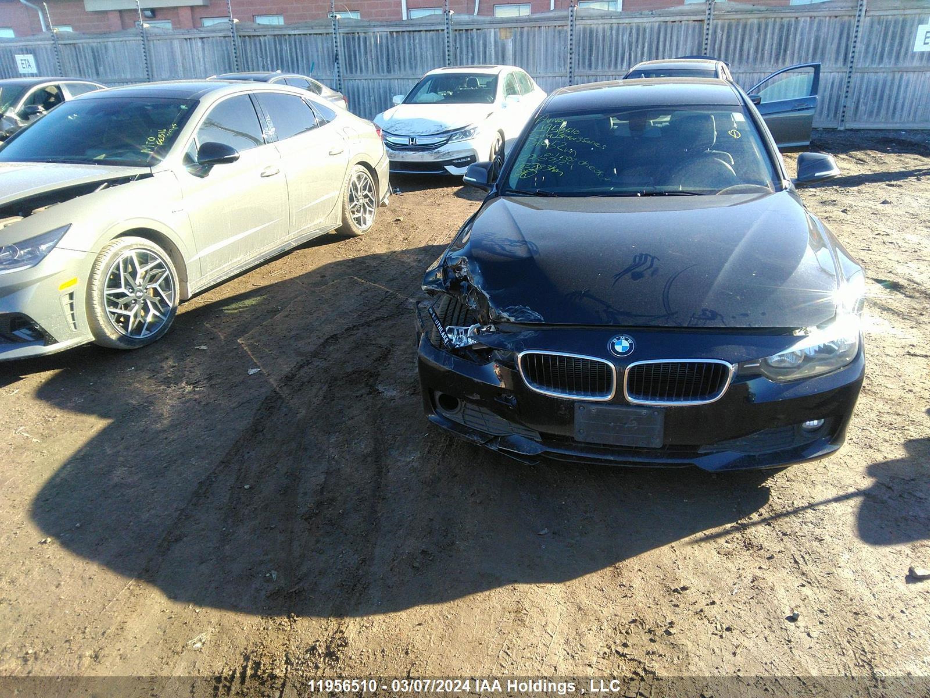 Photo 11 VIN: WBA3B1C51EK131452 - BMW 3ER 