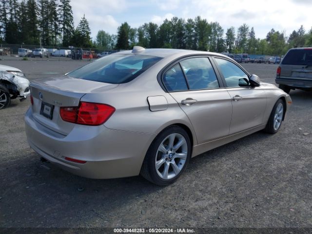 Photo 3 VIN: WBA3B1C51EPV69732 - BMW 320I 